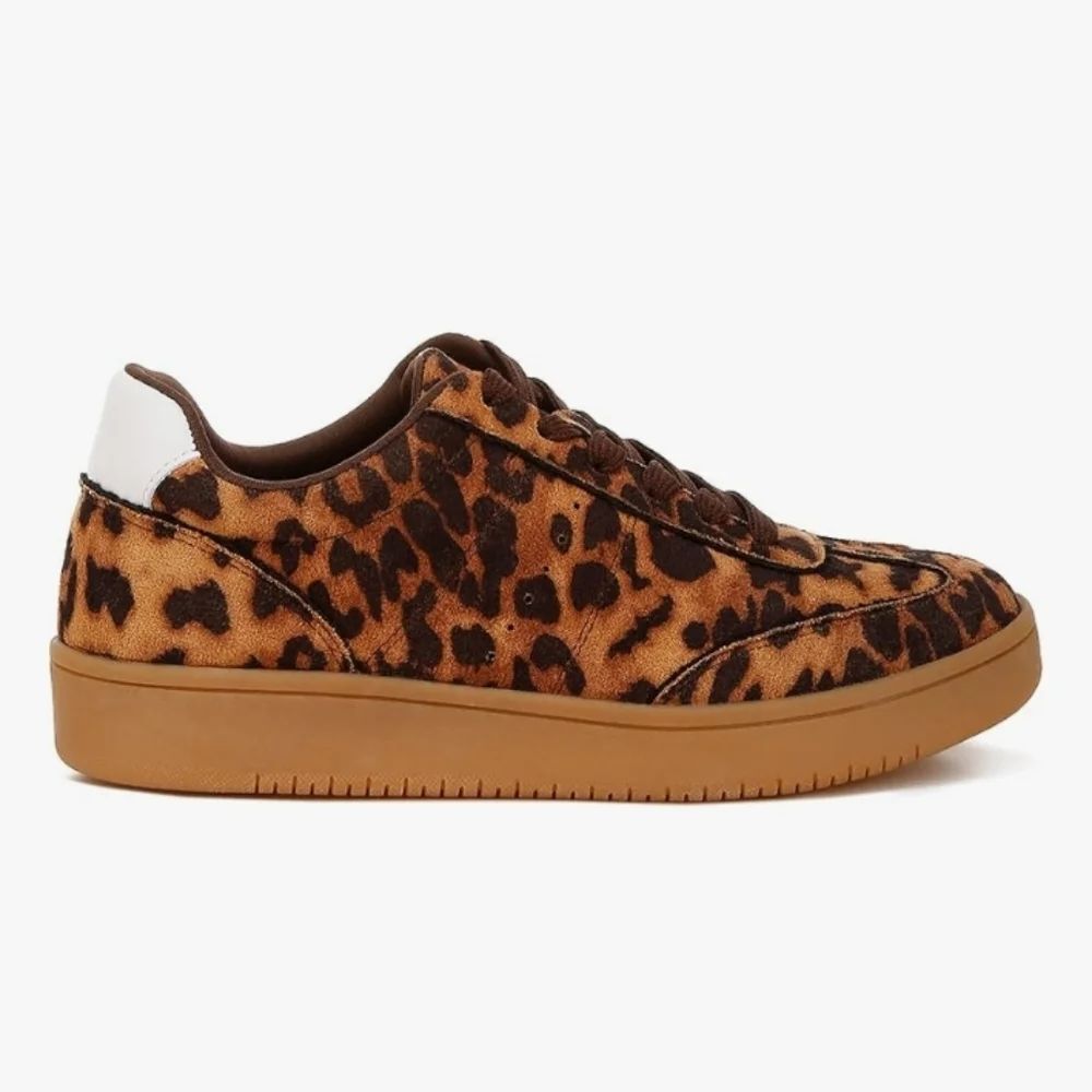BRAND NEW GBG ANIMAL PRINT LACE UP WOMENS